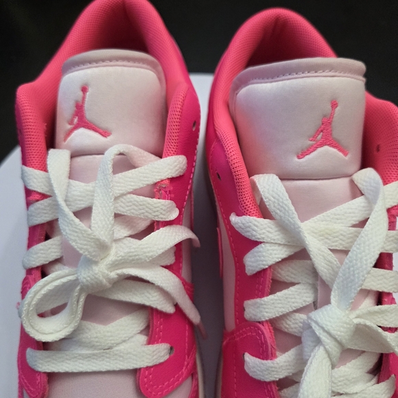 Nike Pink and White Sneakers - Picture 8 of 9